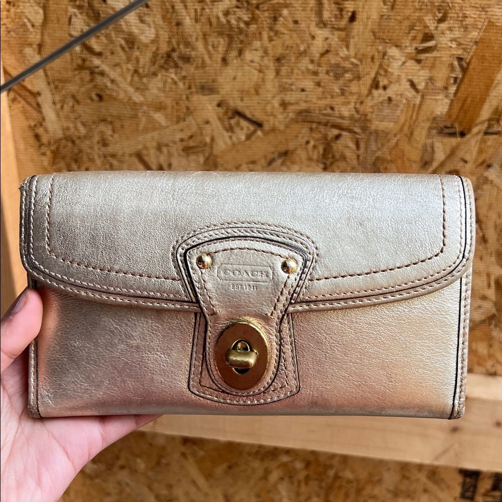 Coach Metallic Rose Gold Leather Turnlock Wallet
